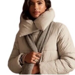 Banana Republic Funnel-Neck Puffer Women’s Jacket
